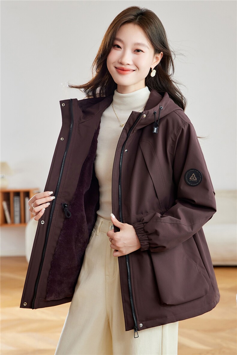 休闲连帽派克服加绒厚外套女2025秋冬新款时尚宽松收腰显瘦冲锋衣,女装派克服,沐七七