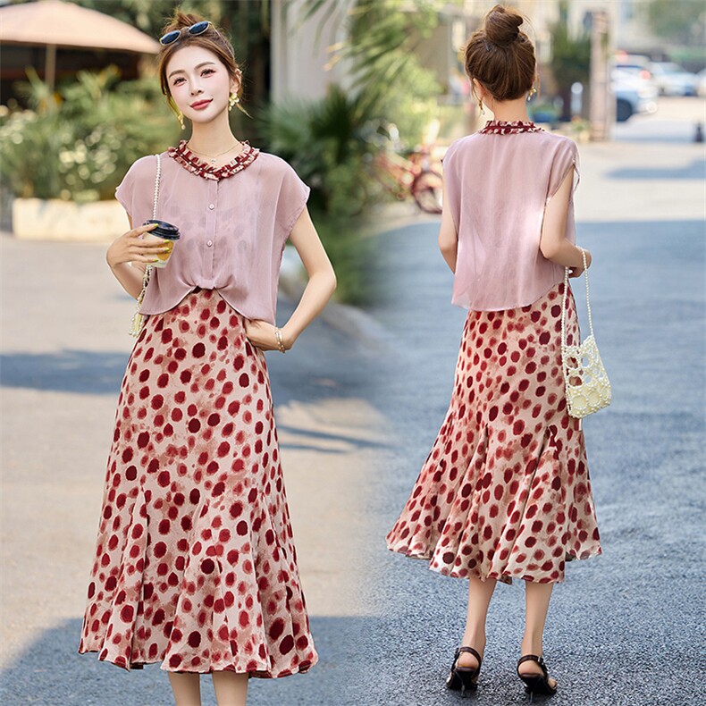 气质减龄时尚碎花吊带连衣裙女夏2025新款设计感防晒罩衫两件套女，女装套装/套裙，依路服饰