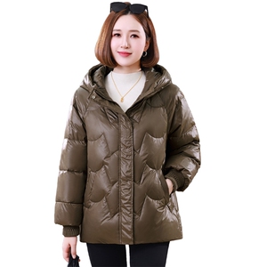 时尚连帽加厚保暖羽绒服女2024冬新款洋气妈妈休闲宽松白鸭绒外套图片
