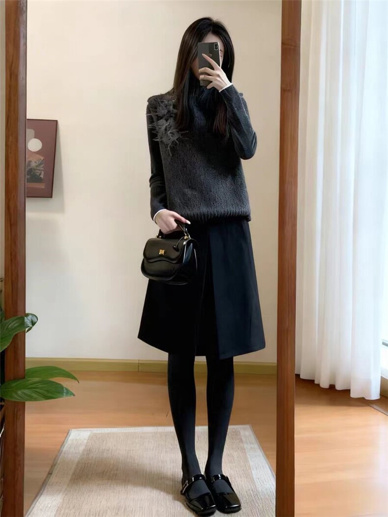 2025年秋季时尚百搭通勤简约休闲毛呢半身A字伞裙，女装半身裙，湘姗