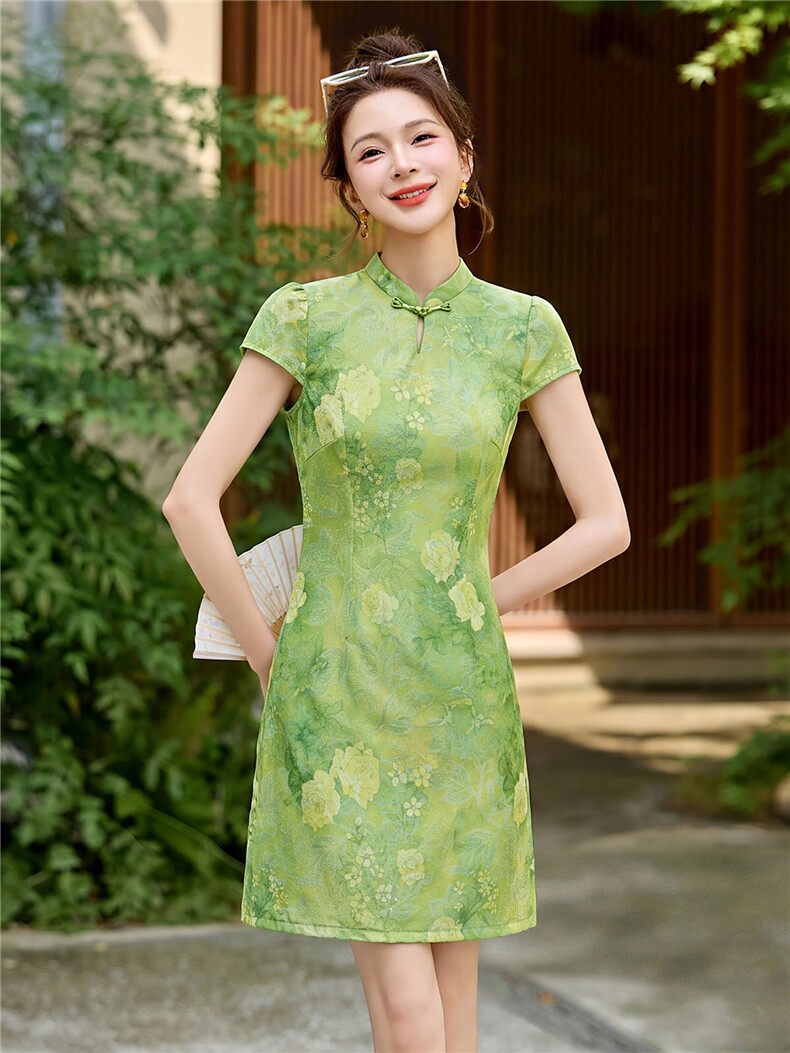 新中式改良旗袍连衣裙女夏2026新款高级感小个子精致提花裙子,女装连衣裙,丽影随形