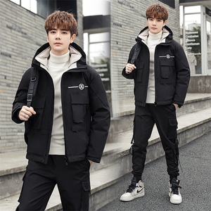 新款大码连帽韩版短款修身刺绣学生外套羽绒服图片