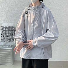 浅灰色