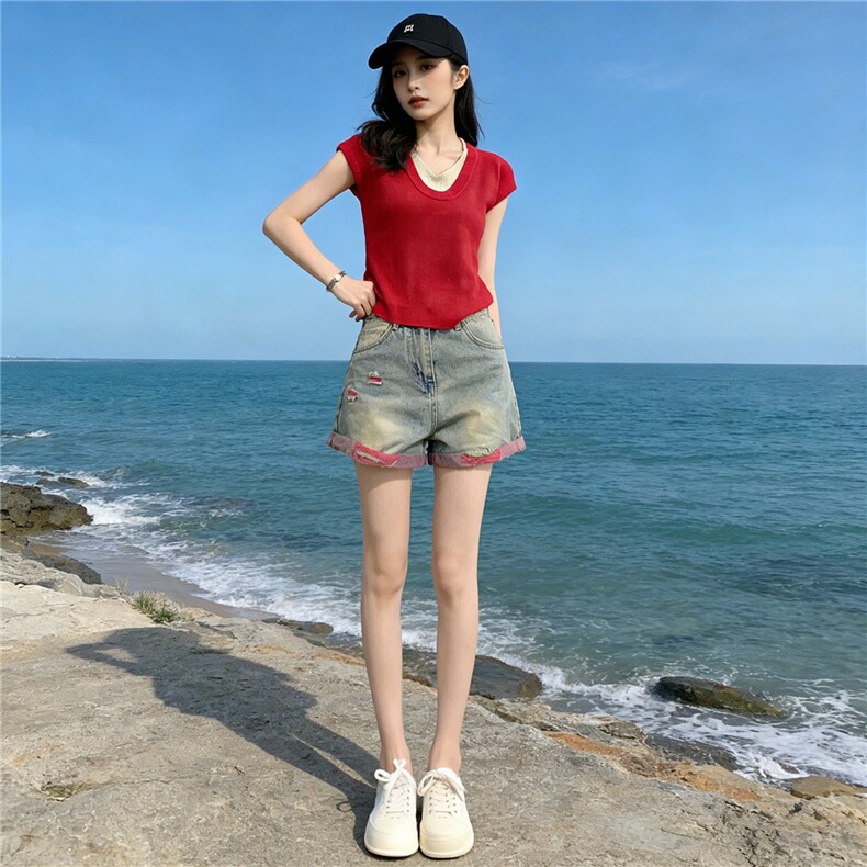 时尚简约套装女夏收腰显瘦撞色拼接短袖针织衫破洞牛仔短裤两件套,女装套装/套裙,江南