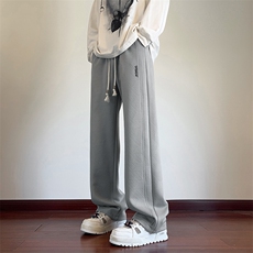 灰色