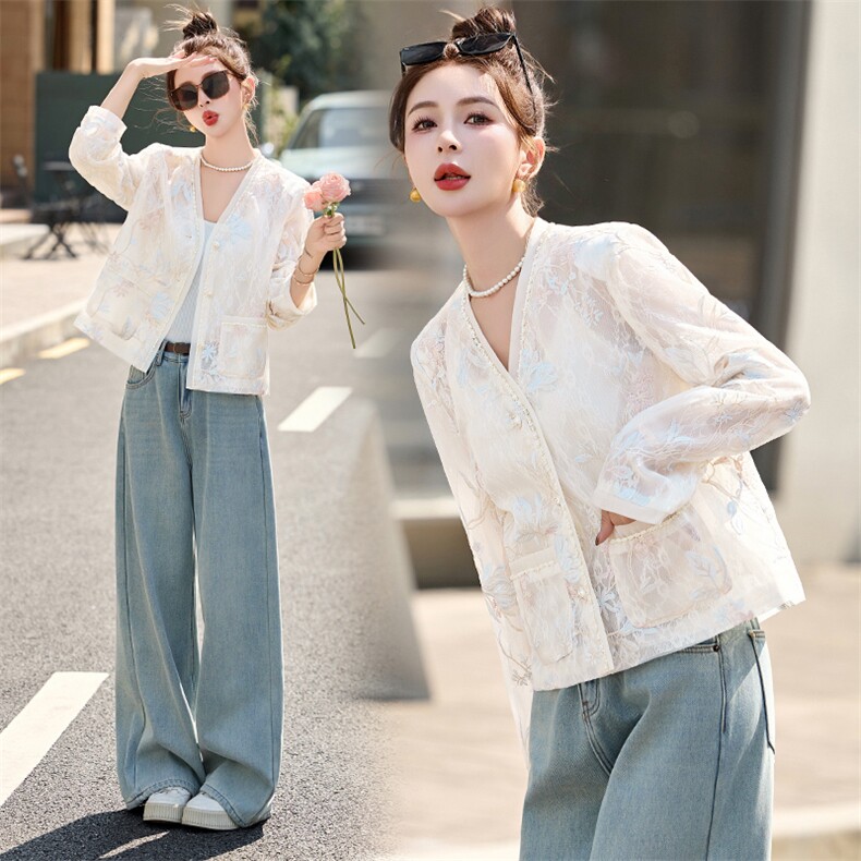 新中式欧根纱重工刺绣外套女2025春季V领开衫小香风短款蕾丝上衣,女装短外套,伊仟回