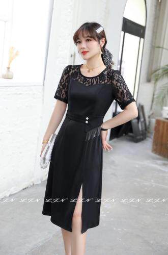 简单大方连衣裙，女装连衣裙，莲佳妮