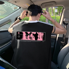 黑色