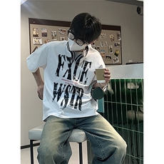 白色