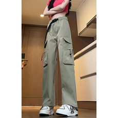 卡其绿