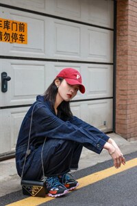 水洗牛仔连体裤图片