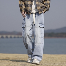 浅蓝色