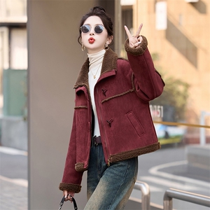 皮毛一体羊羔毛外套女冬2026新款仿鹿皮绒短款加绒加厚机车服上衣图片