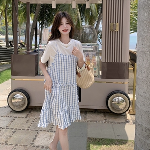 2025夏季设计感甜美复古格子木耳边吊带裙减龄白色短袖上衣两件套图片