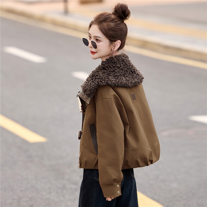 现货高级感派克羽绒服女2025冬季新款宽松保暖白鸭绒外套女,女装羽绒服,美沁