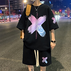 黑色