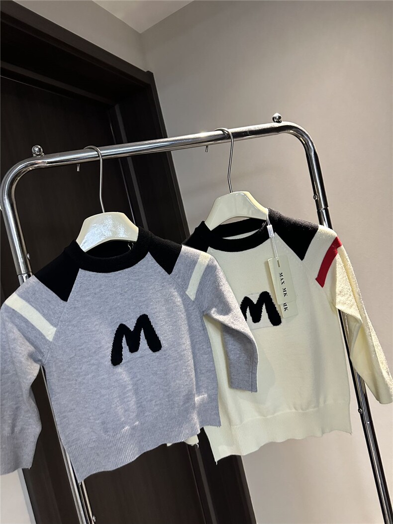 男女通用儿童毛衣时尚百搭字母款，童装卫衣/绒衫，沐策羊绒