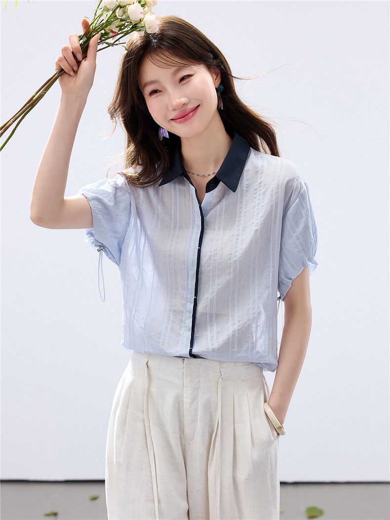 2026年夏季衬衫领撞色翻领短袖袖口抽绳衬衫上衣小衫,女装衬衫,简韵佳