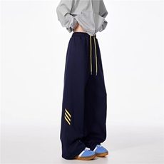藏青色