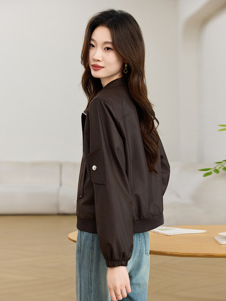 红牛仔短外套女2025春季新款小个子洋气高级感工装时尚夹克,女装短外套,素月