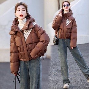 羽绒服女短款冬季2023新款今年流行小个子加厚90白鸭绒外套现货!,周放穿衣搭配图片