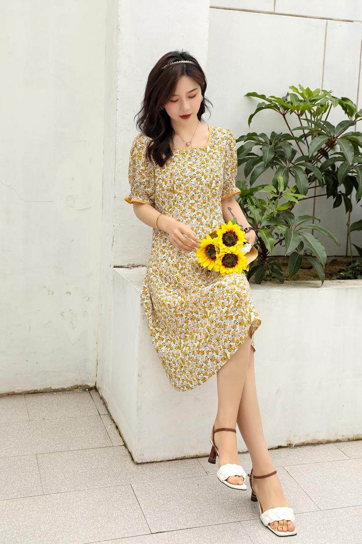 碎花连衣裙，女装连衣裙，卡娜品位