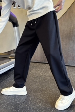 B216K3014P682025秋冬装新款男士刺绣小标运动卫裤休闲裤，男装休闲裤，电商B216（原B302）