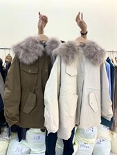 设计感质感大毛领羽绒服，女装羽绒服，Hello Tina