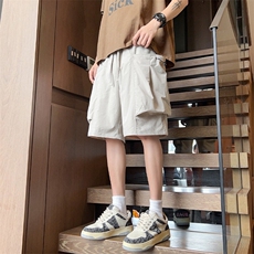 米白色