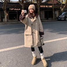 卡其色工装连帽圈圈毛拼接羽绒服女2025年冬季新款90绒长款派克服，女装羽绒服，2C159