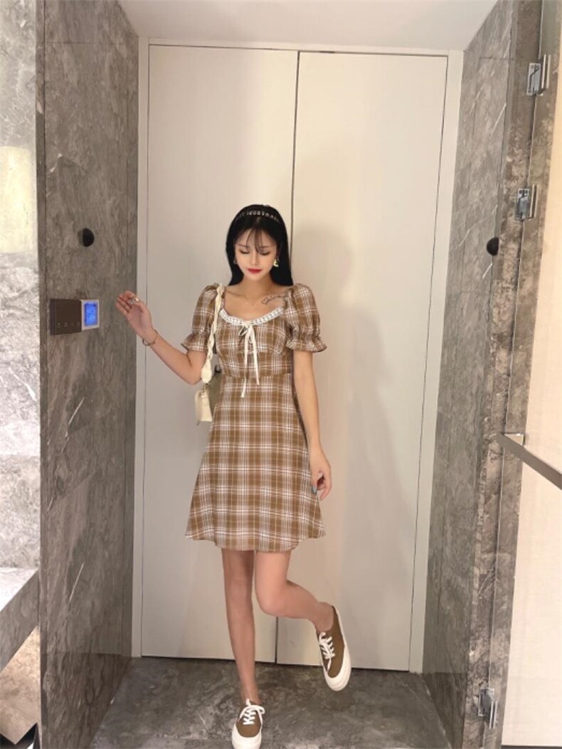 2021新款格子学院风连衣裙，女装连衣裙，花海QY