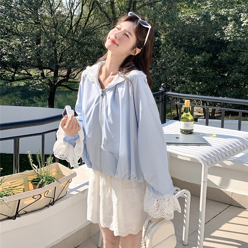 浅蓝色蕾丝拼接连帽外套秋季2025新款超火韩系甜美风宽松休闲外套,女装西装,2D014