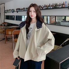 新品精秋装新款撞色翻领连帽短款风衣外套2601p155-k208，女装短外套，2C253