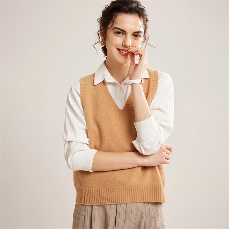 2024秋冬新款山羊绒女士V领羊绒背心马甲，女装马甲，镁纯羊绒