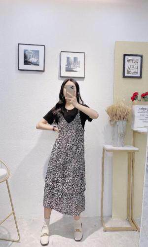 初夏新款T加花背带连衣裙，女装连衣裙，艾丽贝儿