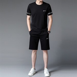 2023夏季新款冰丝中老年夏季休闲中年短袖t恤男运动衣服男装套装图片
