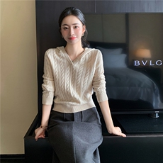 2025秋冬百搭时尚简约v领麻花长袖针织羊绒衫，女装羊绒衫，玛卡隆羊绒