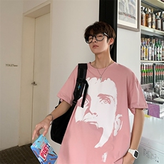 粉红色