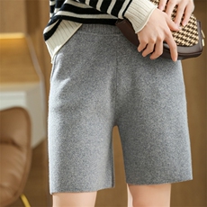 秋季百搭时尚新款纯色简约高腰显瘦宽松短裤，女装短裤/热裤，奥千羊绒