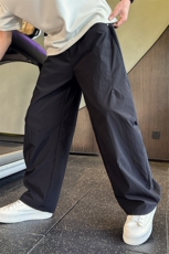 K20513-P68夏季新款纯色宽松高级感弯刀休闲裤男高街阔腿速干裤，男装休闲裤，电商A368