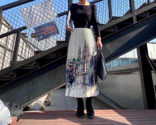 独特的民俗风几何手绘图案凸显高雅，女装，胤后