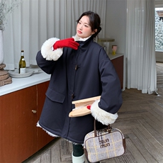 25新款派克服两面穿5568-P245-K368，女装派克服，2C305