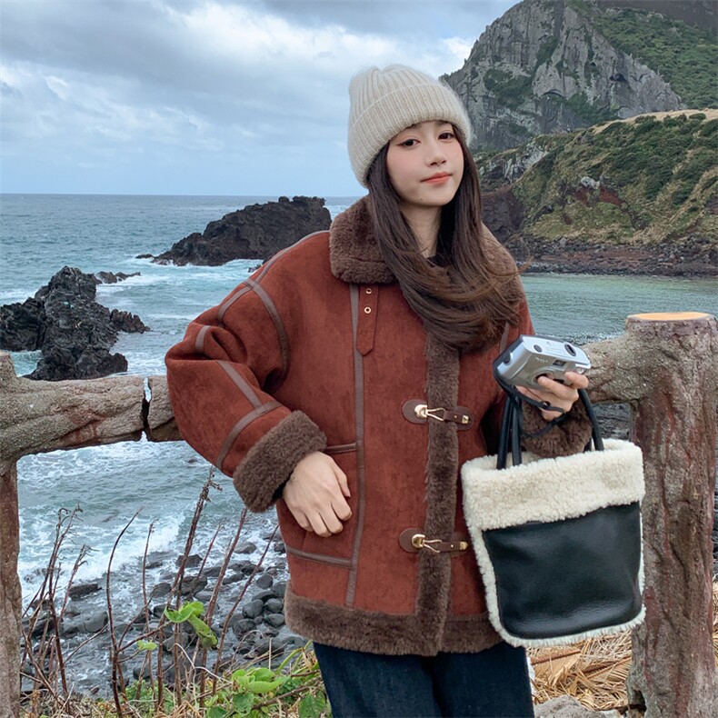 韩系chic红色短款羊羔毛外套女秋冬超火好看高级小众加绒加厚夹克,女装毛呢外套,帛香坊