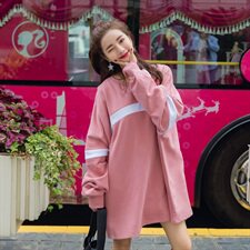 2021春季新款韩版宽松拼色毛圈卫衣8813大货已出，女装卫衣/绒衫，浙宝229