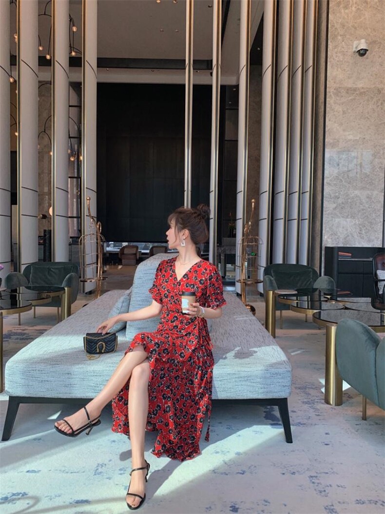 夏装新款连衣裙，女装连衣裙，早颜