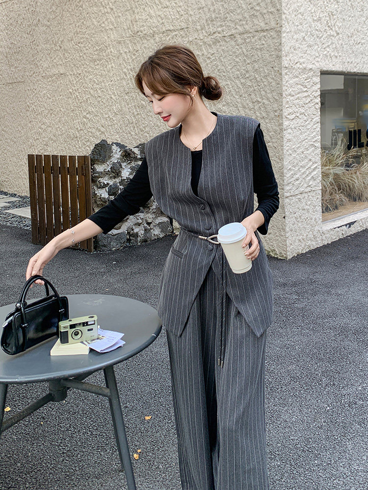 老钱风灰色条纹马甲T恤休闲裤套装女春秋季高级小众不撞款三件套,女装套装/套裙,浙宝192（原082）