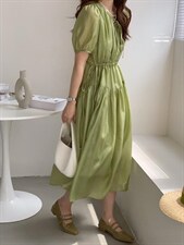 法式泡泡袖连衣裙夏季设计感小众温柔高级感初恋裙子，女装连衣裙，香丽迪1