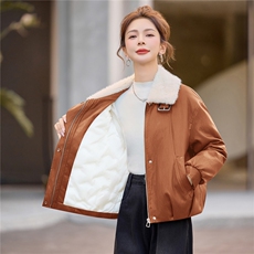 2025年冬季时尚优雅保暖毛领PU羽绒服，女装羽绒服，依恋蒂丝