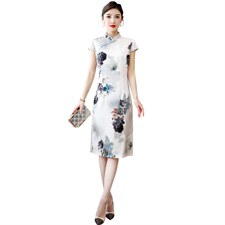 2023春夏季新款设计简约优雅大方中长款专柜品质真丝旗袍连衣裙，女装连衣裙，小荷流