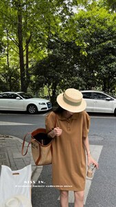 现货 小众设计感泡泡袖连衣裙图片